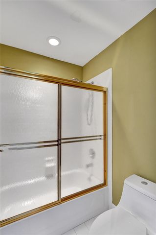 10902 Tamoron Lane, Boca Raton, FL 33498