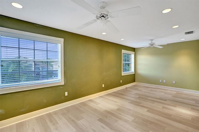 10902 Tamoron Lane, Boca Raton, FL 33498