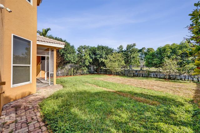 10902 Tamoron Lane, Boca Raton, FL 33498
