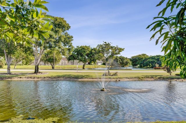10902 Tamoron Lane, Boca Raton, FL 33498