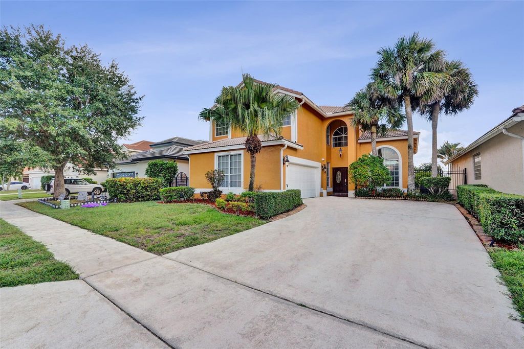 10902 Tamoron Lane, Boca Raton, FL 33498