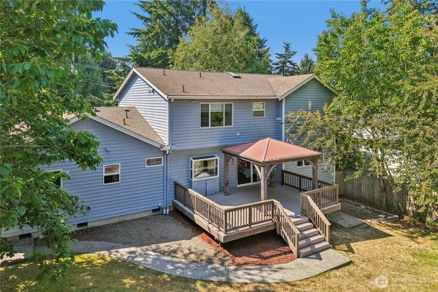 15816 84th Avenue NE, Kenmore, WA 98028