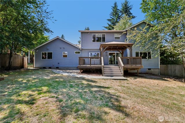 15816 84th Avenue NE, Kenmore, WA 98028