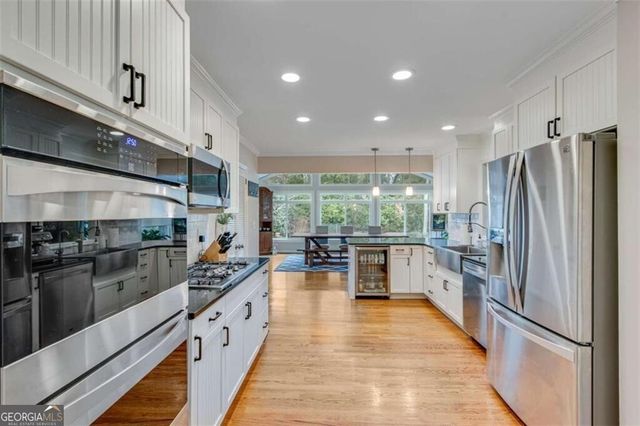 1376 Burns Drive, Gainesville, GA 30501