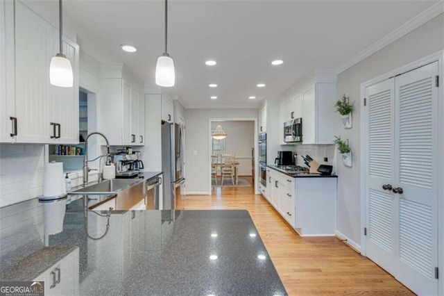 1376 Burns Drive, Gainesville, GA 30501