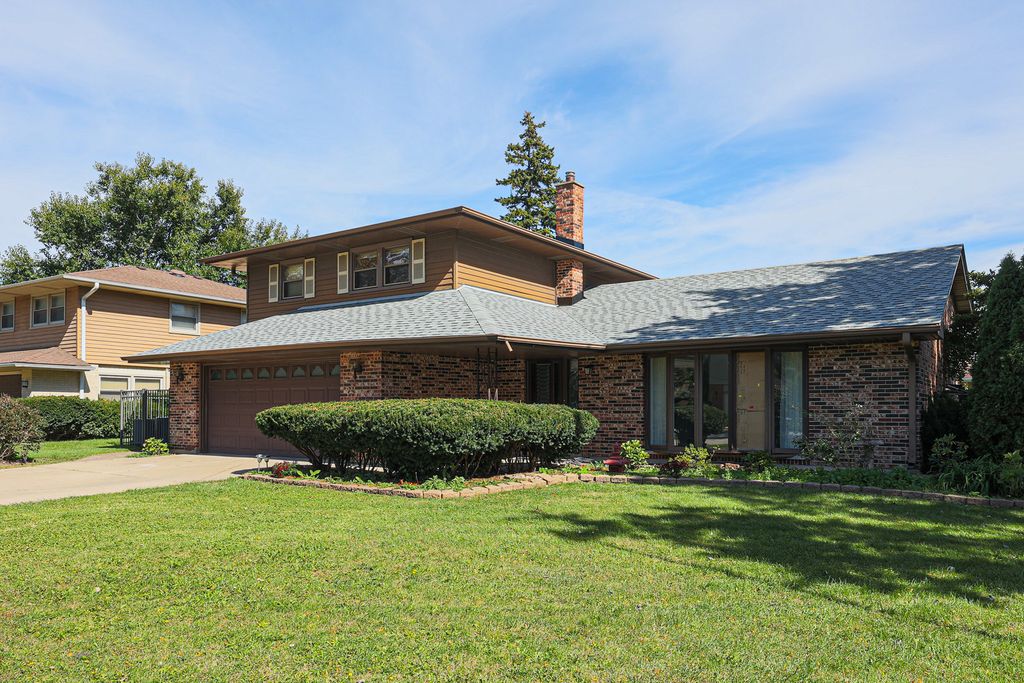 1601 N Rosetree Lane, Mount Prospect, IL 60056 — photo 2