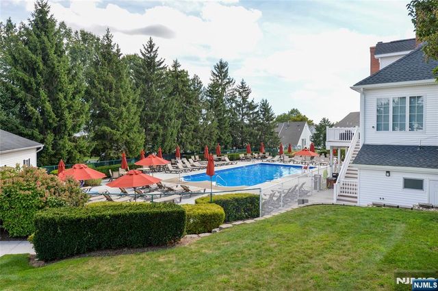 215 Stratford Drive, Nutley, NJ 07110