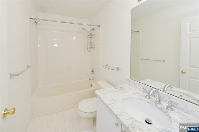 215 Stratford Drive, Nutley, NJ 07110