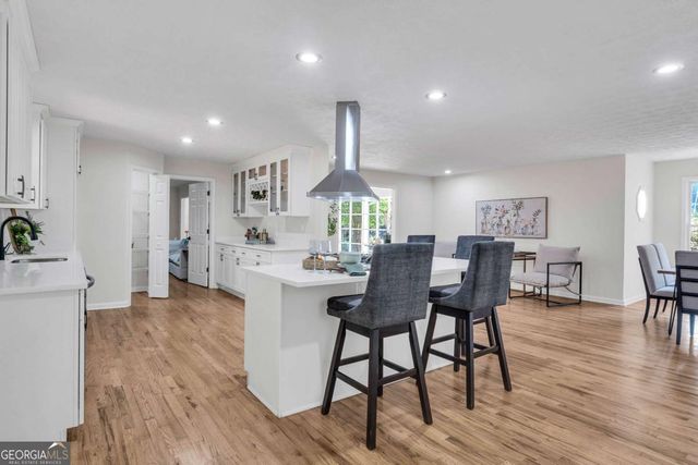 1946 MACLAND Road SW, Marietta, GA 30064