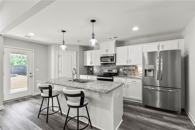 4115 Richmond, Northport, AL 35473