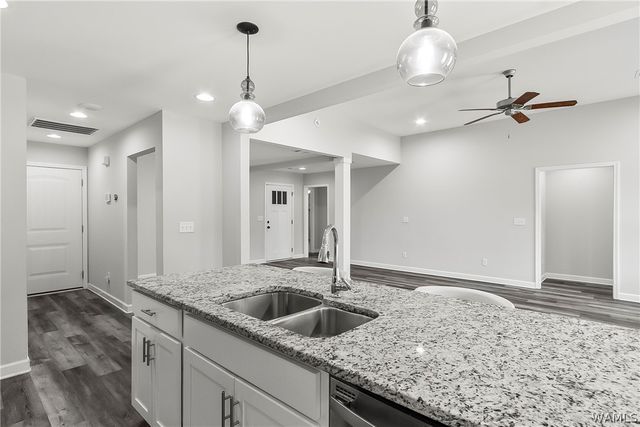 4115 Richmond, Northport, AL 35473