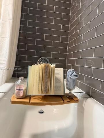 2850 NE 14th St Cswy 110B, Pompano Beach, FL 33062