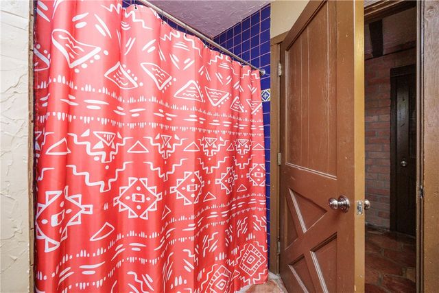 5335 E Riverview Dr, Robstown, TX 78380