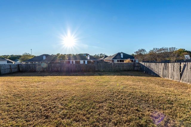 127 Lee Road 2141, Phenix City, AL 36870