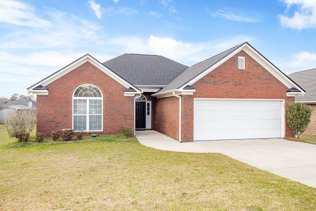 127 Lee Road 2141, Phenix City, AL 36870