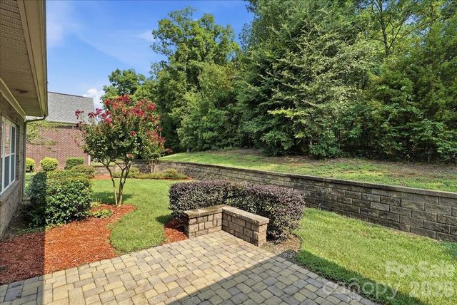 2666 Stonewood View, Kannapolis, NC 28081