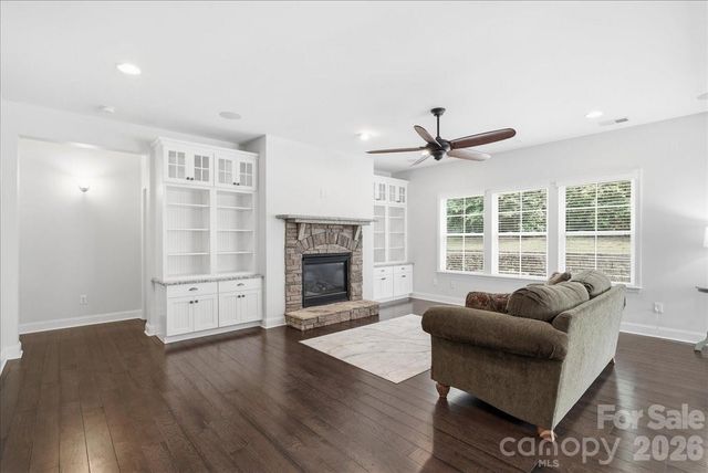 2666 Stonewood View, Kannapolis, NC 28081