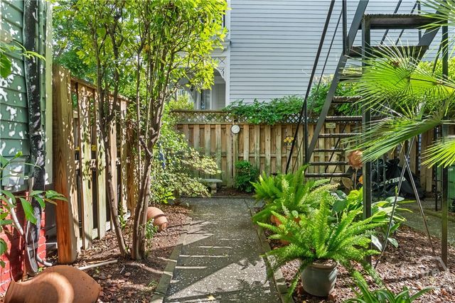 225 E Bolton Street E A, Savannah, GA 31401