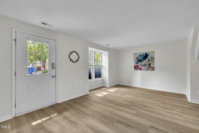 632 Middleton Avenue, Cary, NC 27513