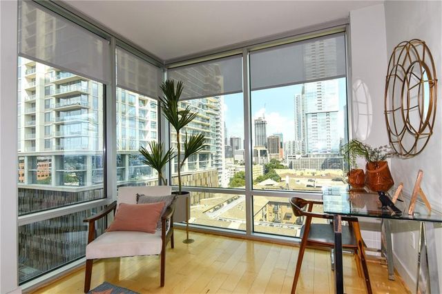 300 Bowie ST 1102, Austin, TX 78703