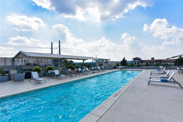 300 Bowie ST 1102, Austin, TX 78703