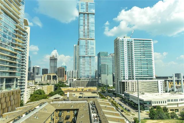 300 Bowie ST 1102, Austin, TX 78703