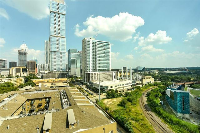 300 Bowie ST 1102, Austin, TX 78703