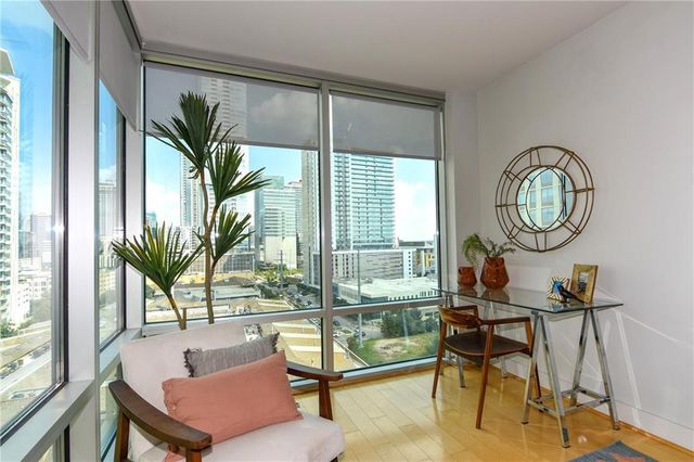 300 Bowie ST 1102, Austin, TX 78703