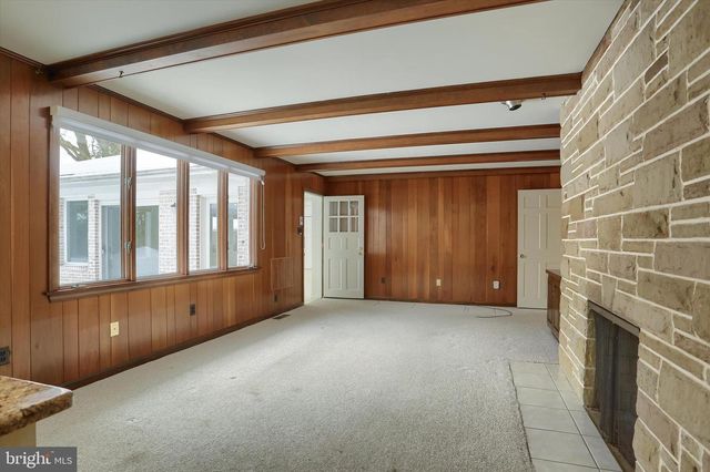 864 HILLTOP RD, Lemoyne, PA 17043