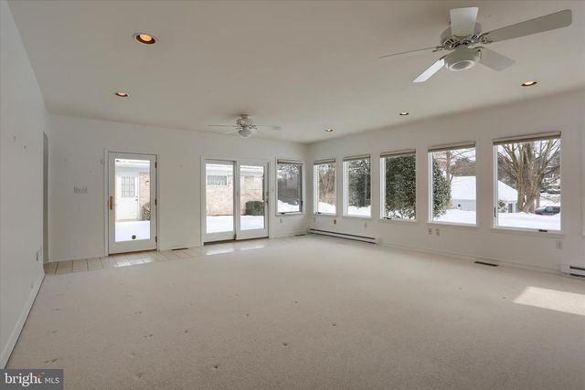 864 HILLTOP RD, Lemoyne, PA 17043