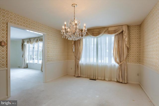 864 HILLTOP RD, Lemoyne, PA 17043