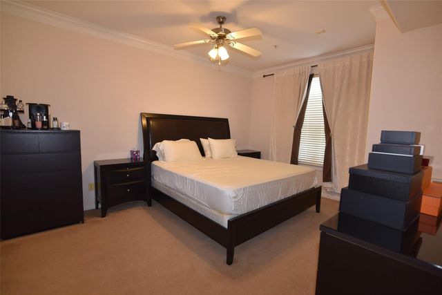 6611 W Sam Houston Parkway S 1E, Houston, TX 77072