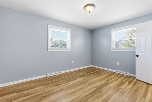 671 Nashua Rd, Dracut, MA 01826