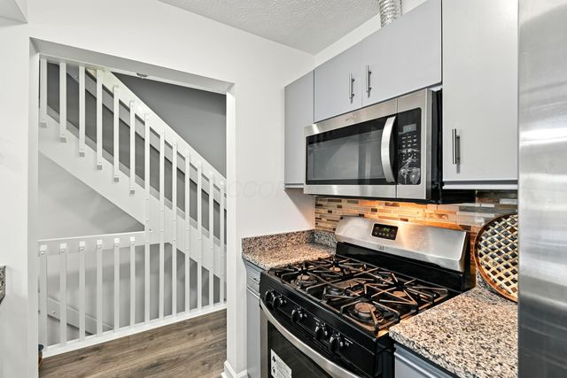 5681 Mango Lane, 102D, Hilliard, OH 43026