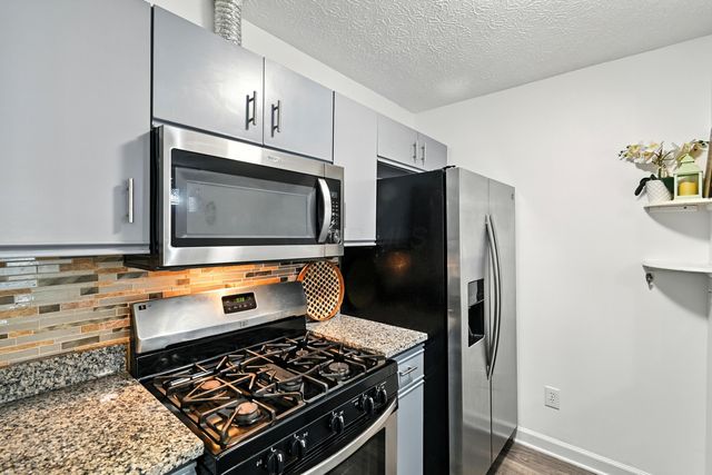 5681 Mango Lane, 102D, Hilliard, OH 43026