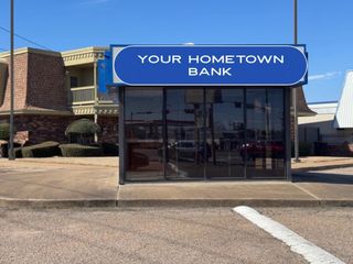 1500 W Henderson Street, Cleburne, TX 76033