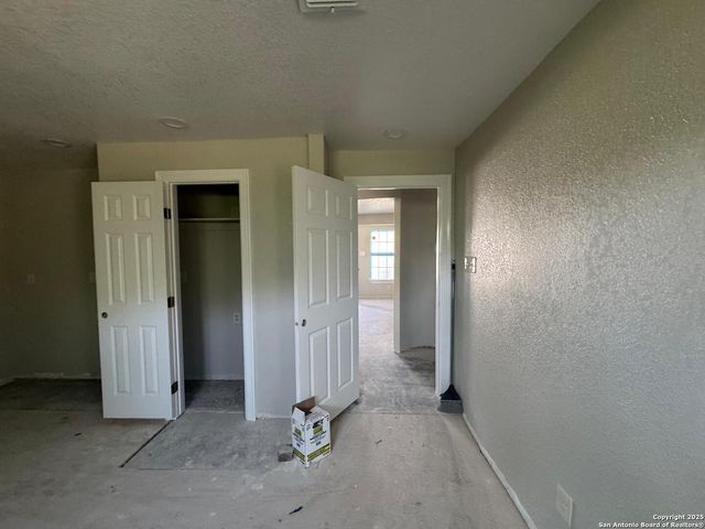 1222 Hillcrest, San Antonio, TX 78228