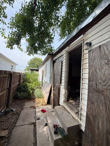 5960 E Latimer Street, Tulsa, OK 74115