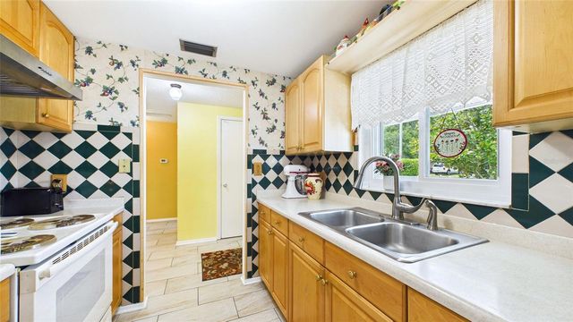 2809 EDENWOOD STREET, Clearwater, FL 33759