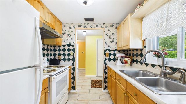2809 EDENWOOD STREET, Clearwater, FL 33759