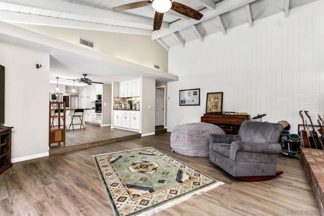 16614 Wikiup Rd, Ramona, CA 92065