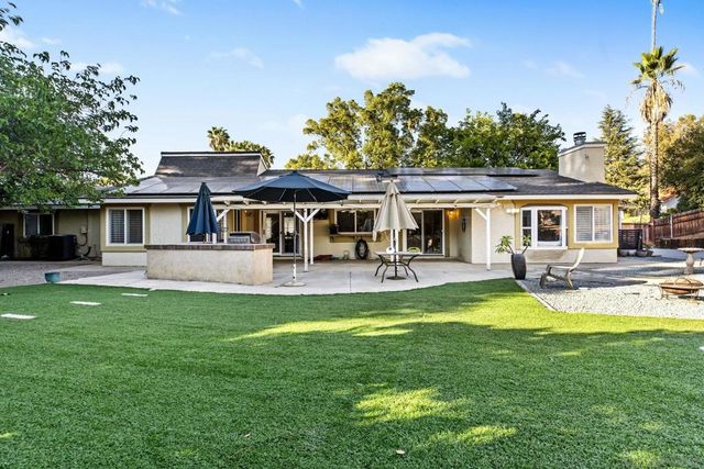 16614 Wikiup Rd, Ramona, CA 92065