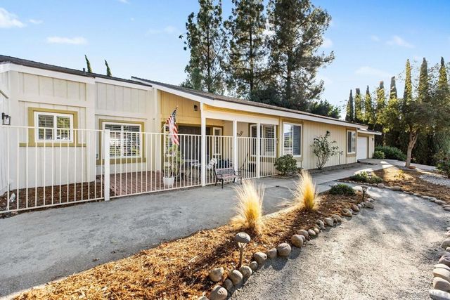 16614 Wikiup Rd, Ramona, CA 92065