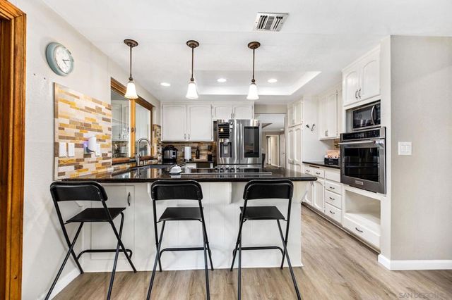 16614 Wikiup Rd, Ramona, CA 92065