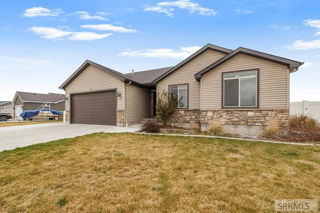 3779 N Yates Ave, Idaho Falls, ID 83401