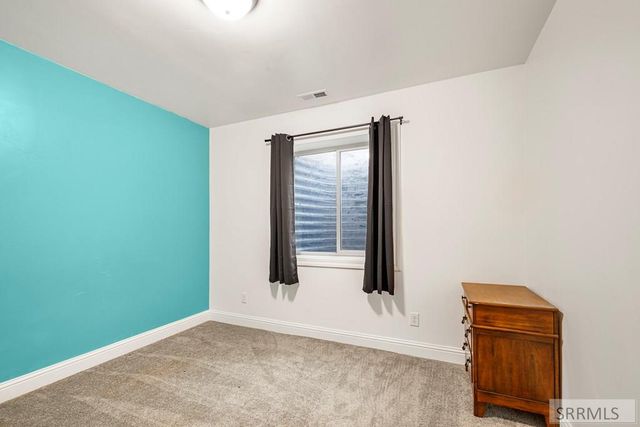 3779 N Yates Ave, Idaho Falls, ID 83401