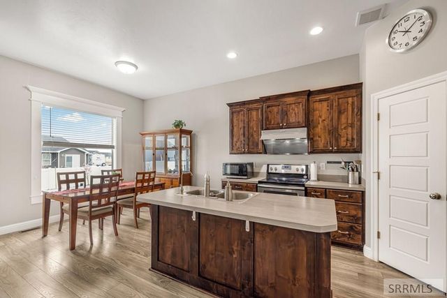 3779 N Yates Ave, Idaho Falls, ID 83401