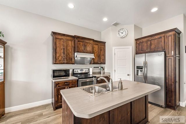 3779 N Yates Ave, Idaho Falls, ID 83401