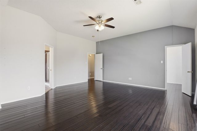 600 Prairie Gulch Drive, Fort Worth, TX 76140