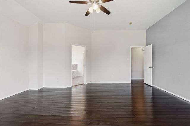 600 Prairie Gulch Drive, Fort Worth, TX 76140